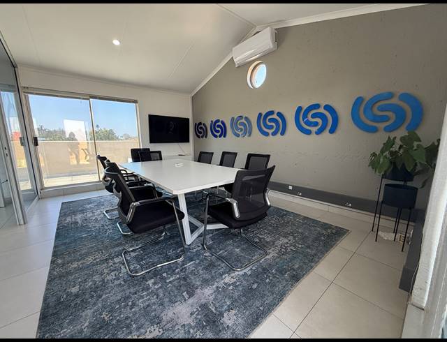 251.10M² OFFICE TO LET IN SUNNINGHILL